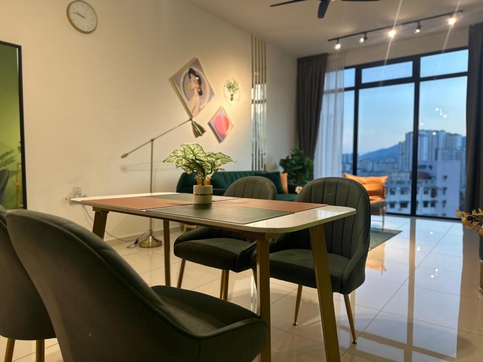New 2Br Georgetown Warm And Lovely Homestay 10Pax-无敌美景两房民宿 Beacon Executive Suite Exterior foto